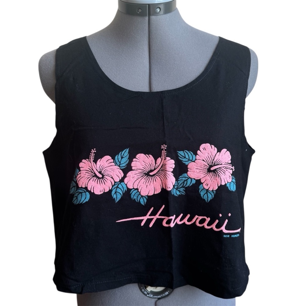 New Horizon Hawaii Hibiscus Boxy Tank Tropical Graphic Crop Tourist Vintage Top